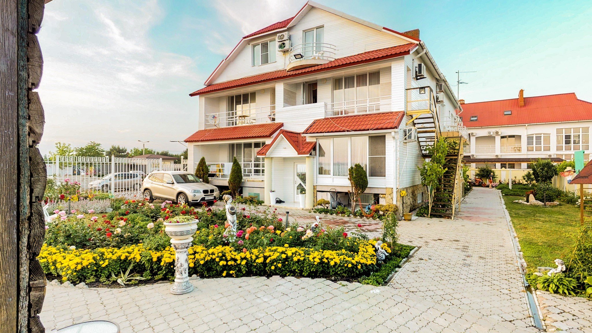 Гостевой дом «Крутой берег»